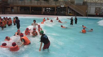 水深が浅くても足を持って行かれます。